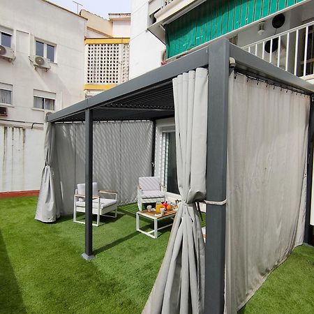 Casa Mallen, Con Amplia Terraza, En El Barrio De Nervion Seville Luaran gambar